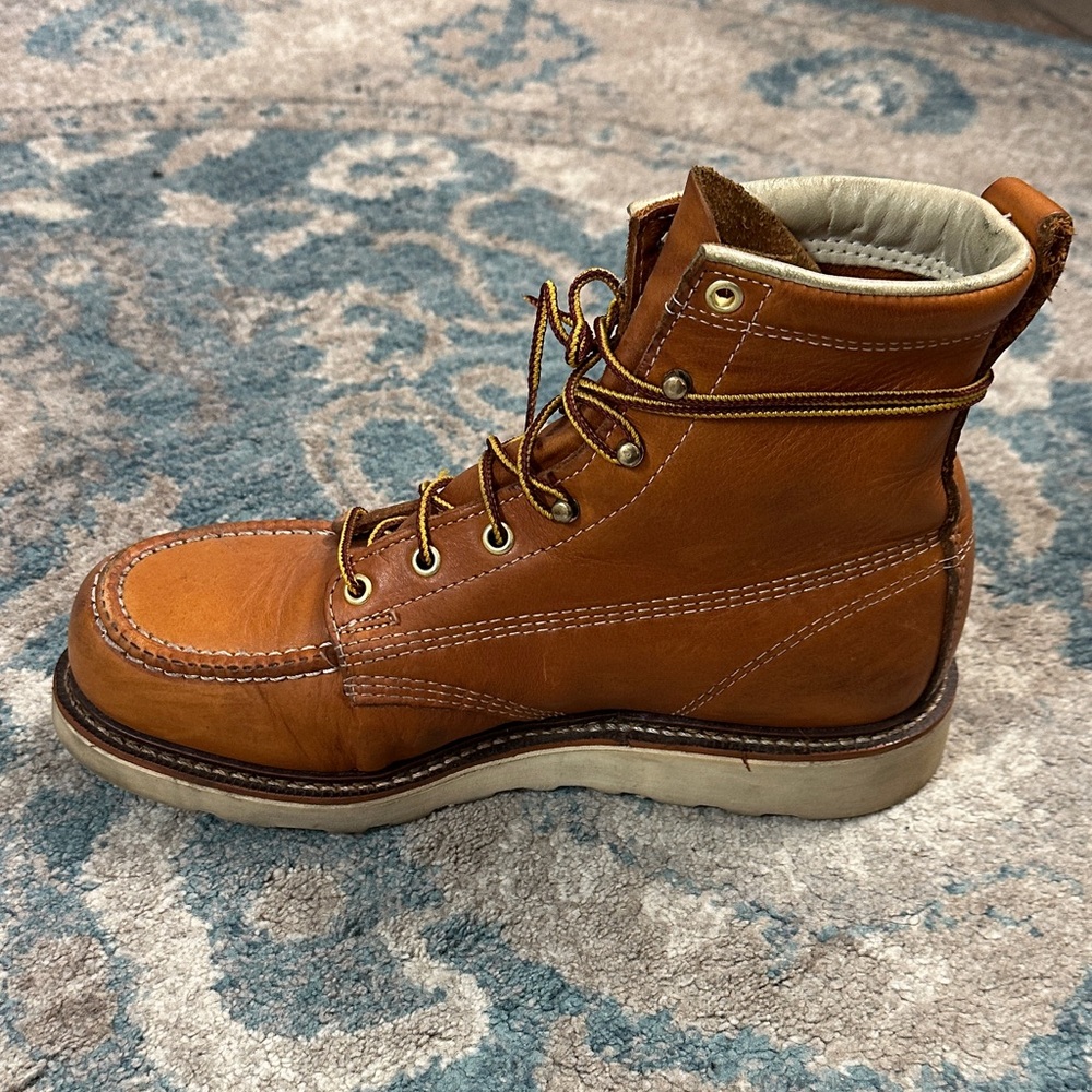 Thorogood Men's Tan Leather Work Boots 9.5D - Picture 7 of 10